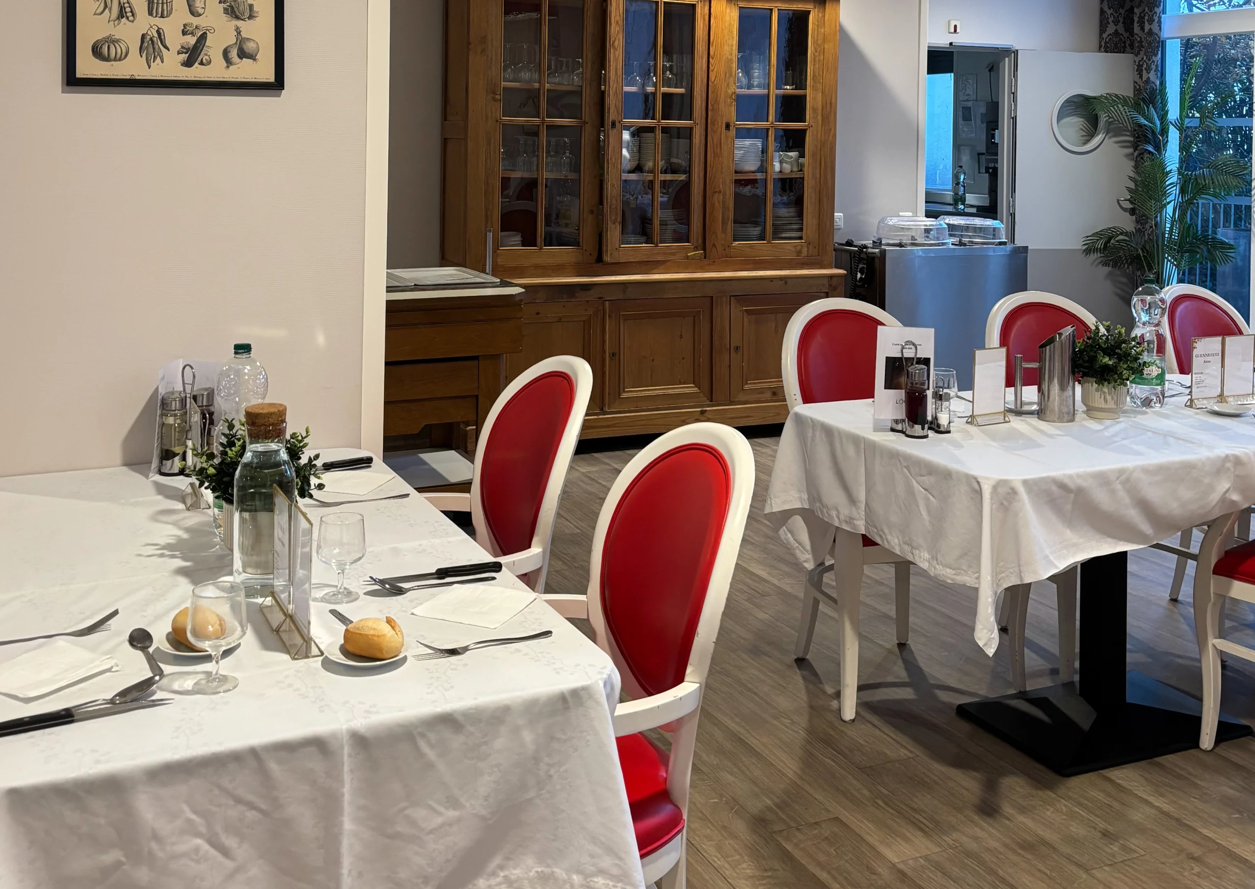 Salle à manger Villa des Cinq Sentes Bordeaux